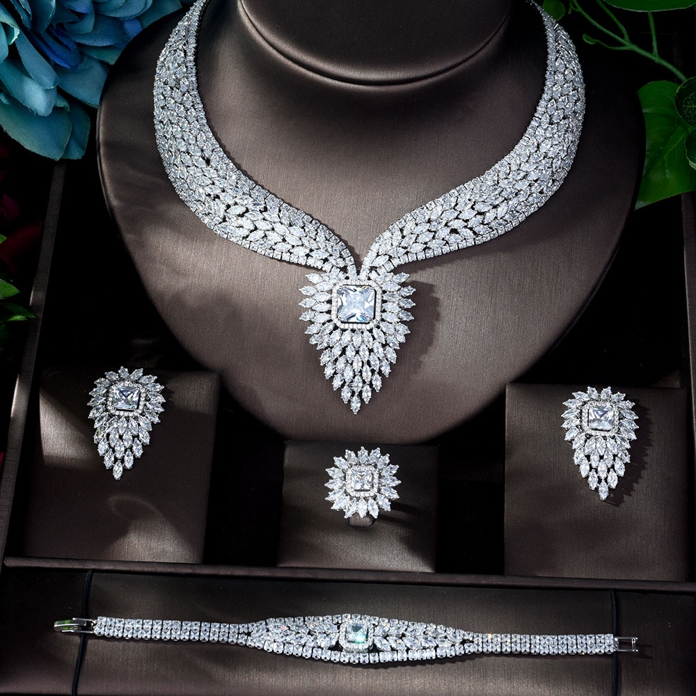 White Color Fashion Wedding Jewellery Set